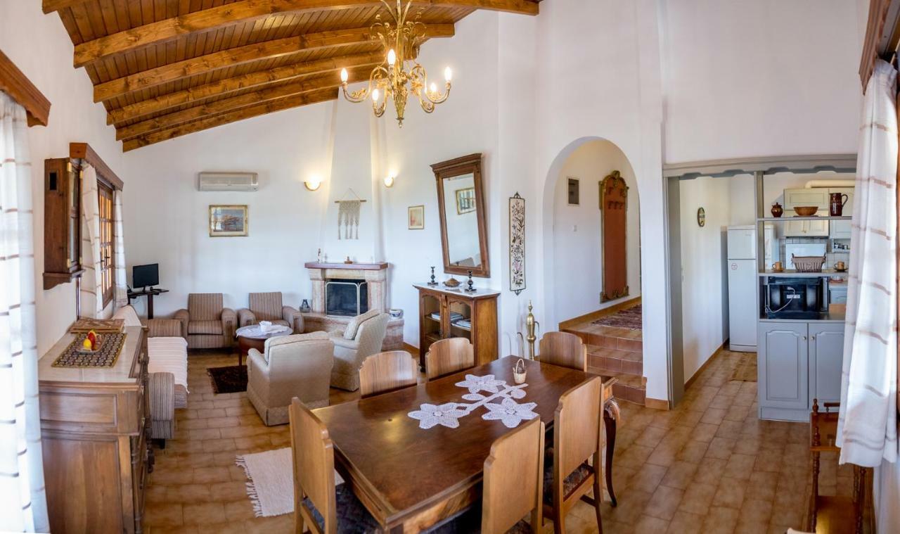 Villa Artjeta คราสโตชิเกีย ภายนอก รูปภาพ
